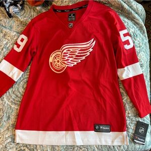 Bertuzzi Red Wings Jersey size Large new